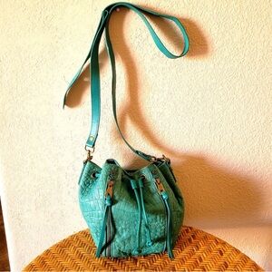 Joelle Hawkens Shoulder Crossbody Purse Bag New Without Tags, Beautiful!